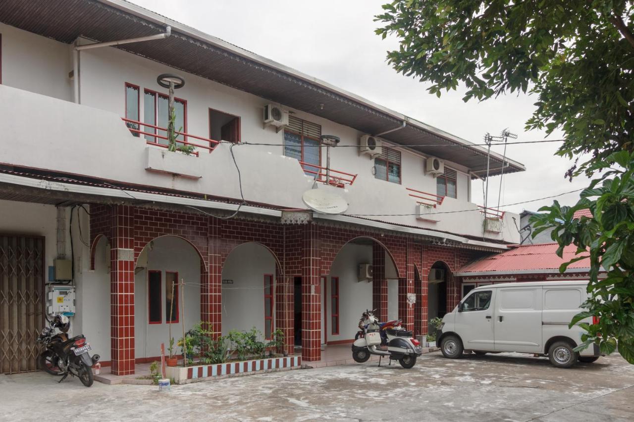 Koolkost Syariah Near Ayani Mega Mall Pontianak Kültér fotó