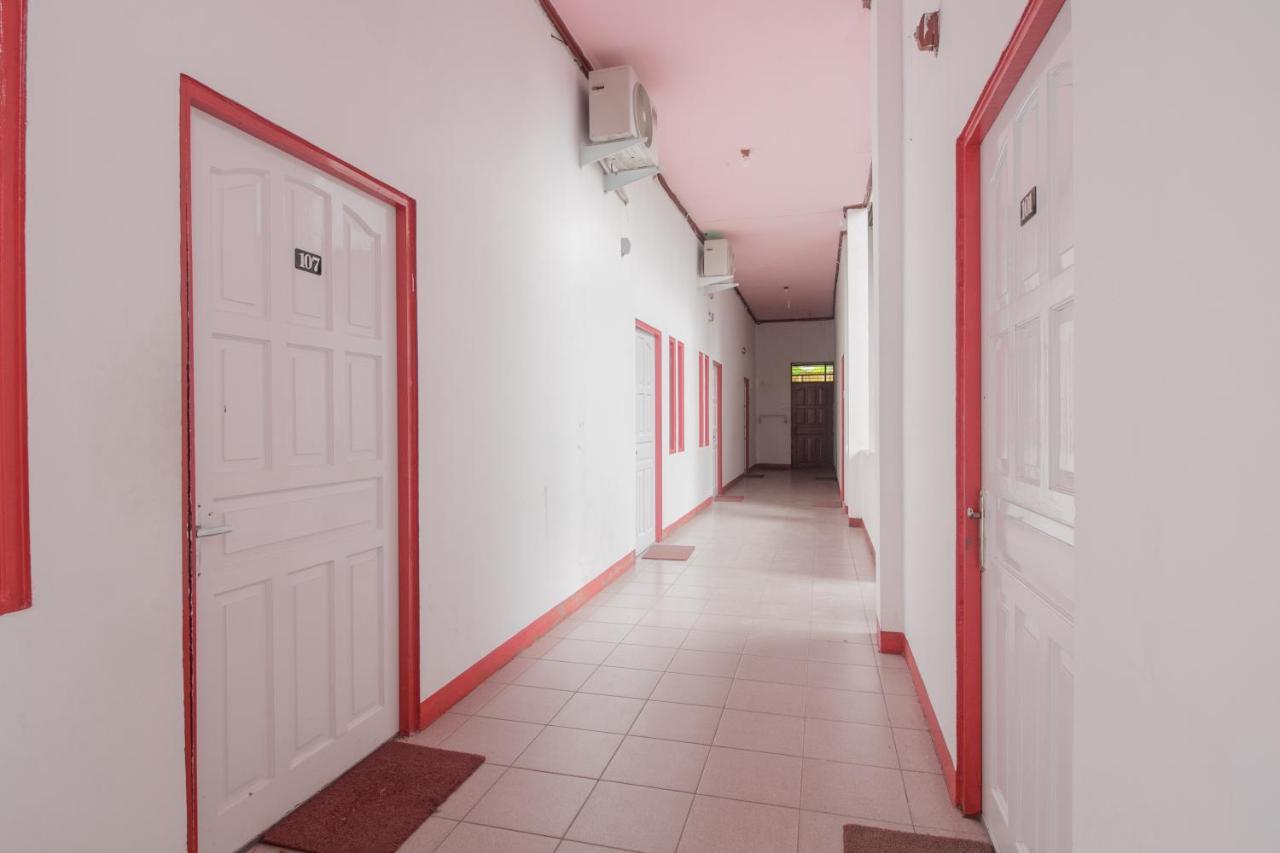 Koolkost Syariah Near Ayani Mega Mall Pontianak Kültér fotó